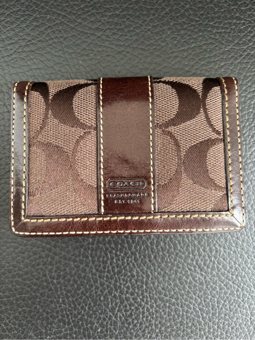Men's Bag Subcategory Identification
